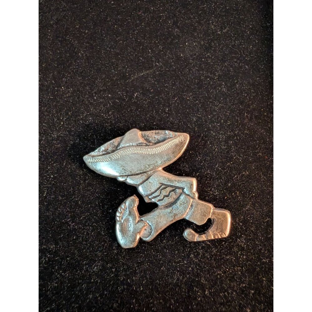 Vintage Mexican Sterling Silver Sombrero Man Brooch Unique Walking Figure Pin - Picture 13 of 13